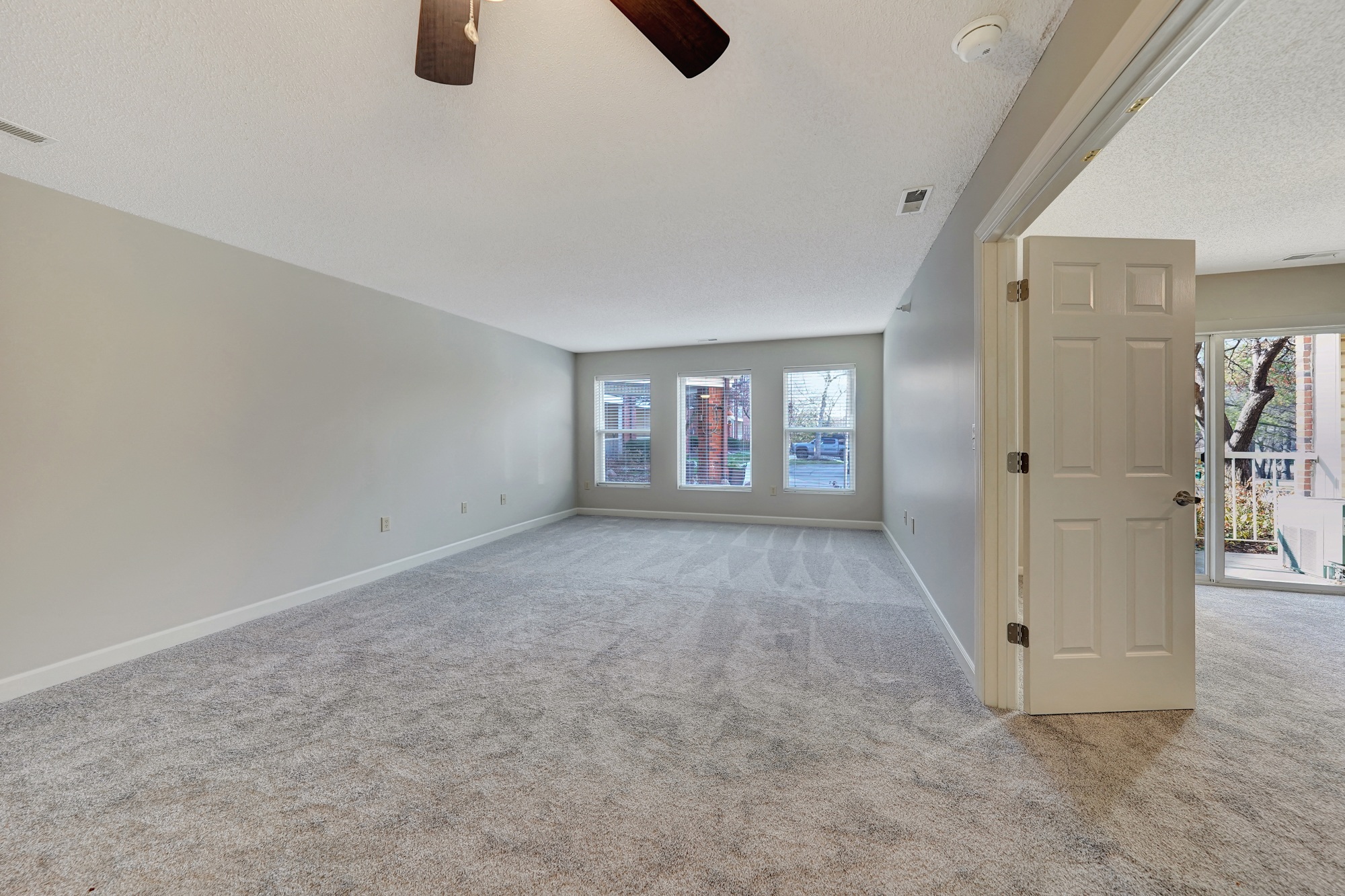 the living room and dining room are empty and ready for you to use